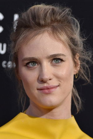 Mackenzie Davis photo