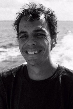 Photo of Carlos E. Lesmes from the Latest Netflix gallery
