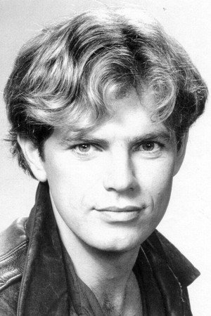 Bruce Greenwood photo