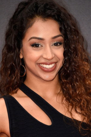 Liza Koshy photo