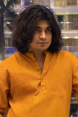 Photo of Advitya Ray from the Latest Netflix gallery