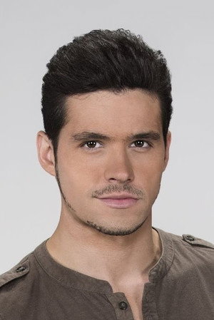 Eleazar Gómez photo