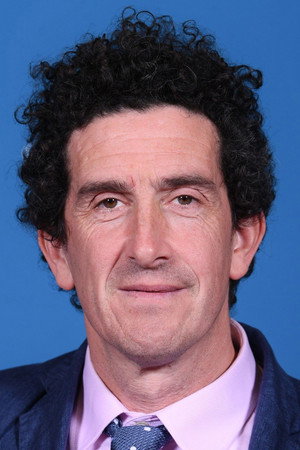 Photo of Robbie Ryan from the Latest Netflix gallery