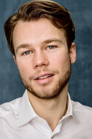 Photo of David Elsendoorn from the Latest Netflix gallery