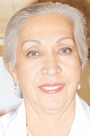 Güzin Özipek photo