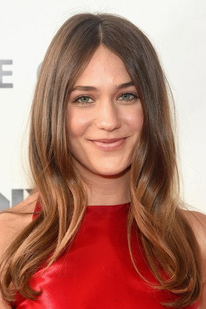 Photo of Lola Kirke from the Latest Netflix gallery