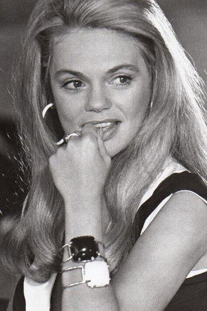 Dyan Cannon photo