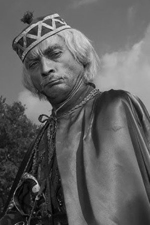 Photo of Albert Vërria from the Latest Netflix gallery