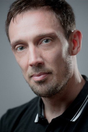 Photo of Darren Daly from the Latest Netflix gallery