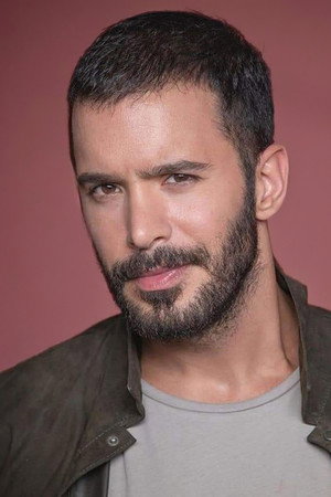 Photo of Barış Arduç from the Latest Netflix gallery
