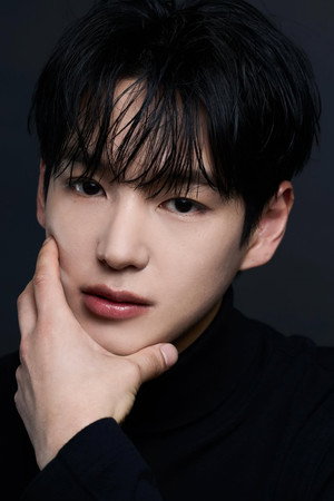 Photo of Heo Chan from the Latest Netflix gallery