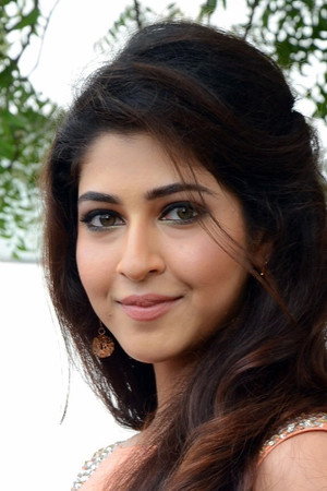 Sonarika Bhadoria photo