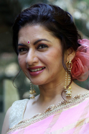 Bhagyashree photo