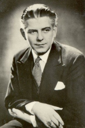 Photo of Walter Janssen from the Latest Netflix gallery