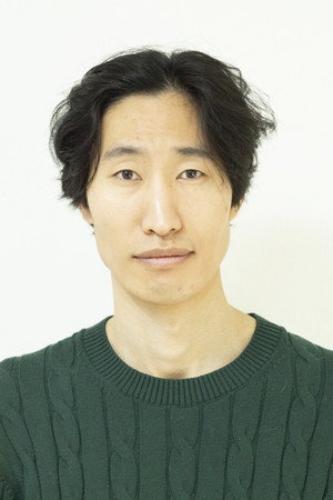 Photo of Chyu Kwang-hyun from the Latest Netflix gallery