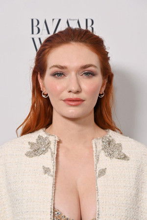 Eleanor Tomlinson photo