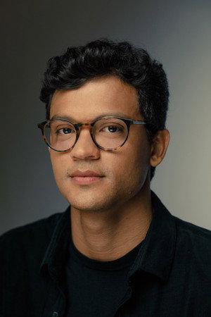 Photo of Leonardo Raphael from the Latest Netflix gallery