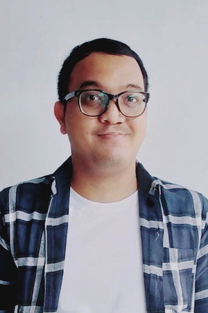 Photo of Gin Teguh from the Latest Netflix gallery