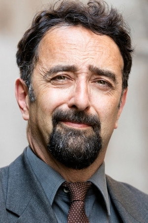 Photo of Roberto Attias from the Latest Netflix gallery
