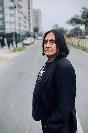 Photo of César Galindo from the Latest Netflix gallery