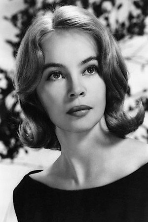 Leslie Caron photo