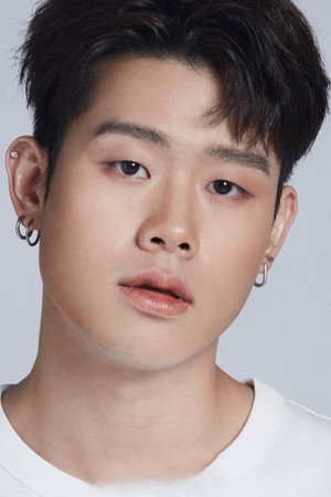 Photo of Kitrawee Jiangthanaroj from the Latest Netflix gallery