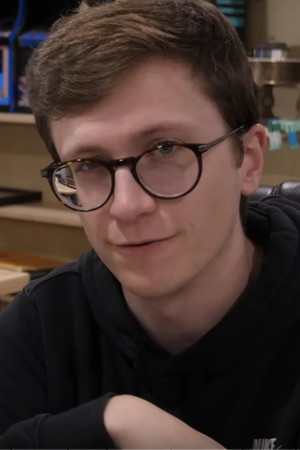 Photo of Scott Wozniak from the Latest Netflix gallery