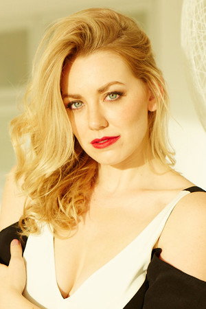 Photo of Sara Lindsey from the Latest Netflix gallery