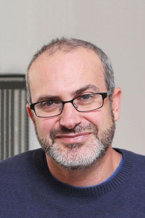 Photo of Mark Bomback from the Latest Netflix gallery
