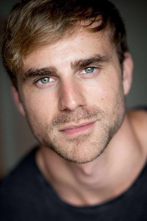 Photo of Leigh Scully from the Latest Netflix gallery
