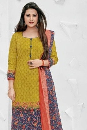 Kratika Sengar photo