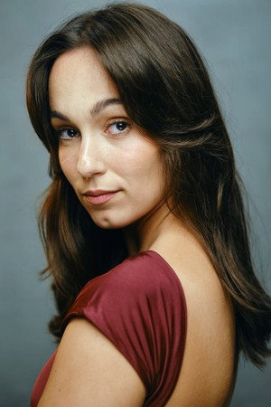 Photo of Inês Barros from the Latest Netflix gallery
