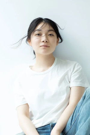 Toko Miura photo