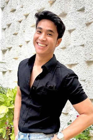 Yesaya Abraham photo