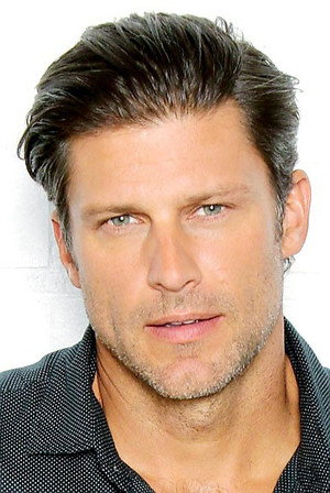Greg Vaughan photo