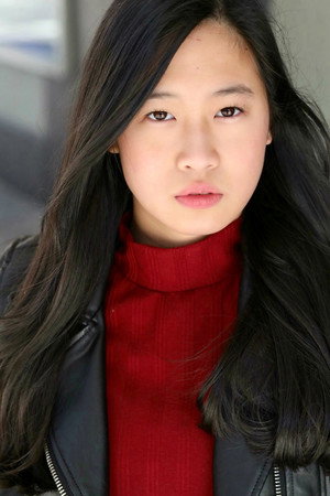 Photo of Zoe Manarel from the Latest Netflix gallery