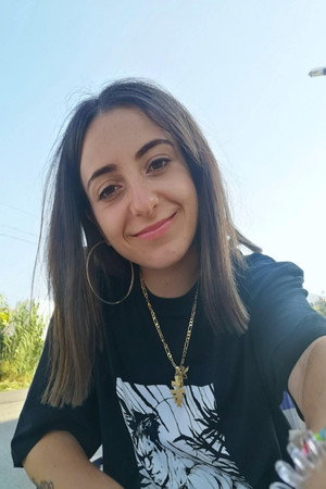 Photo of Estefania Ortiz from the Latest Netflix gallery