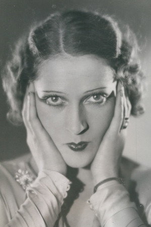 Photo of Edith Méra from the Latest Netflix gallery
