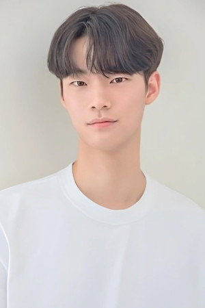 Photo of Jeon Geon-hu from the Latest Netflix gallery