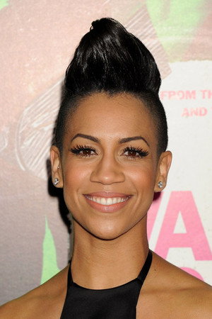 Dominique Tipper photo