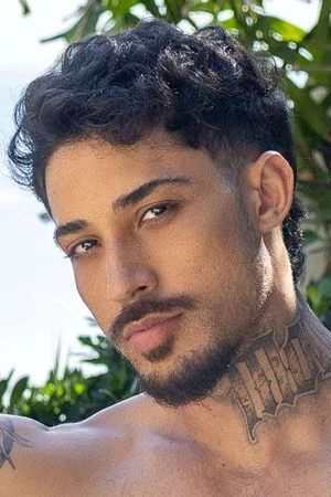 Photo of Markin Wolf from the Latest Netflix gallery