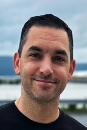 Photo of Alexander Monelli from the Latest Netflix gallery