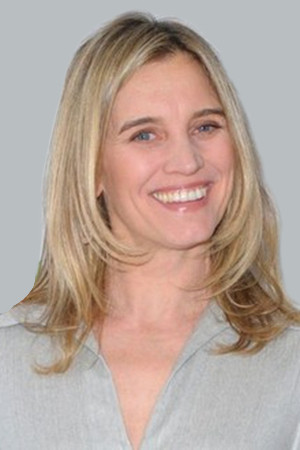 Isabel Gillies photo