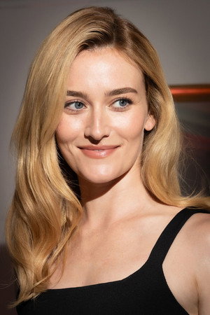 Photo of Sarah Pidgeon from the Latest Netflix gallery