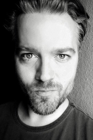 Photo of Matthew Ewald from the Latest Netflix gallery