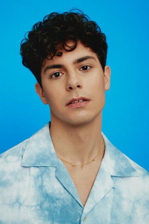 Photo of Alfred García from the Latest Netflix gallery