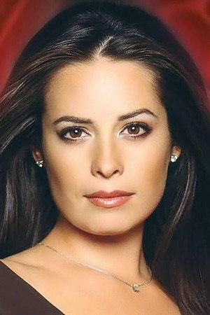 Holly Marie Combs photo