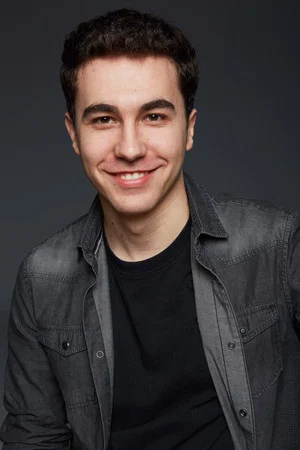 Photo of Javier Orán from the Latest Netflix gallery