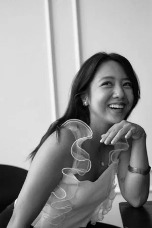 Photo of Kaye Banaag from the Latest Netflix gallery