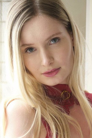 Photo of Lily Hart from the Latest Netflix gallery